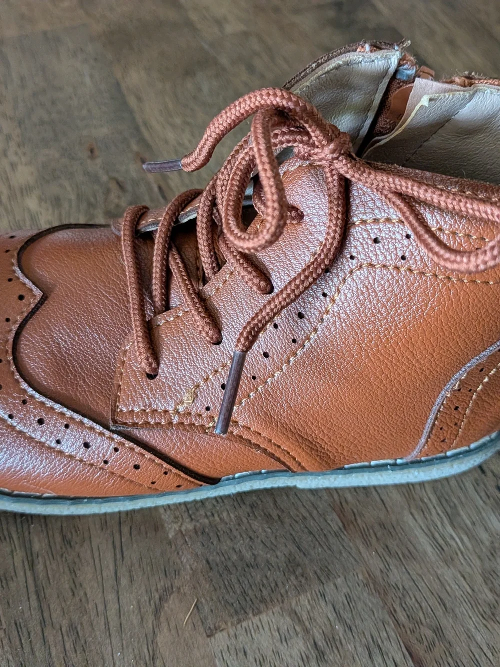 N/A brown leather